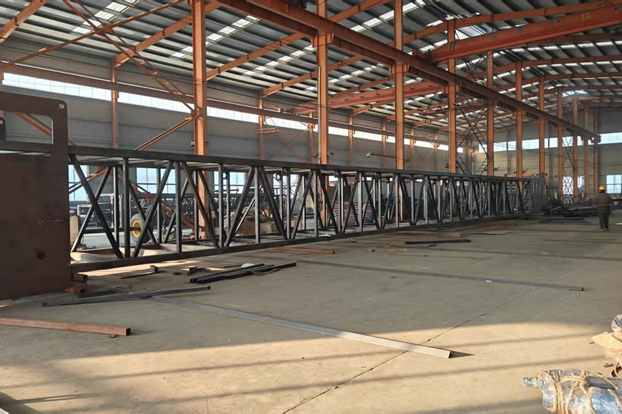 输送机工厂车间