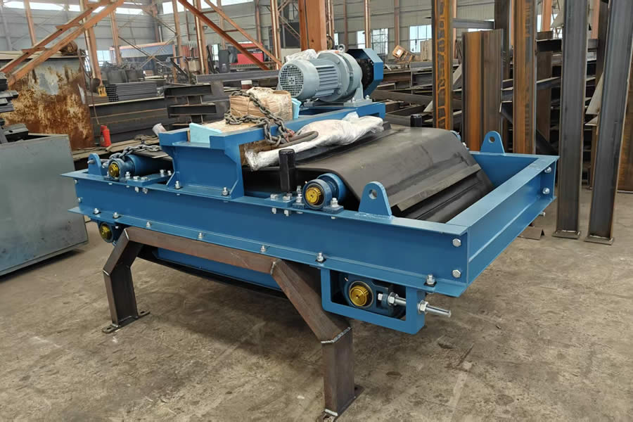 输送机工厂车间